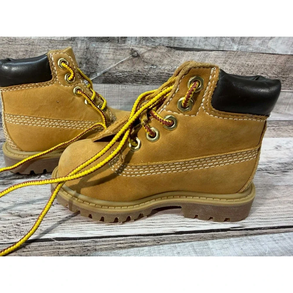 Timberland 12809M Kids Tan Suede Boots‎ Size 5 Toddler